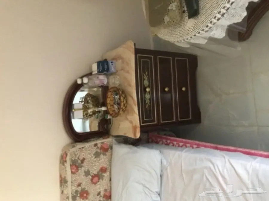 للبيع دولاب مطبخ  وغرفة نوم كاملة (image 8)