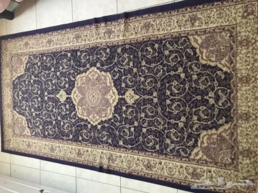 كنب نضيف جدااا وسجاد  (image 6)