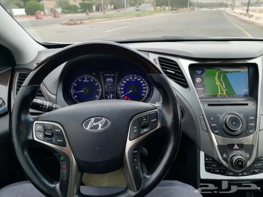 للبيع هواندي ازيرا 2013 ممشى قليل  (image 9)