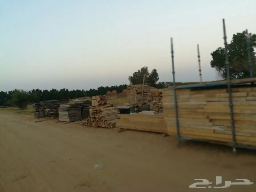 خشب للبيع فرصة يالمقاولين يالنجاريين (image 1)