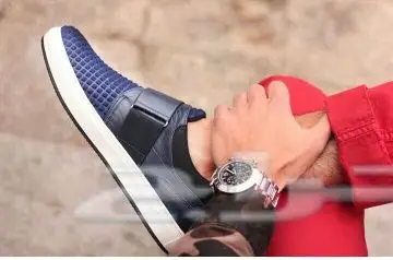 احذية (جملة)