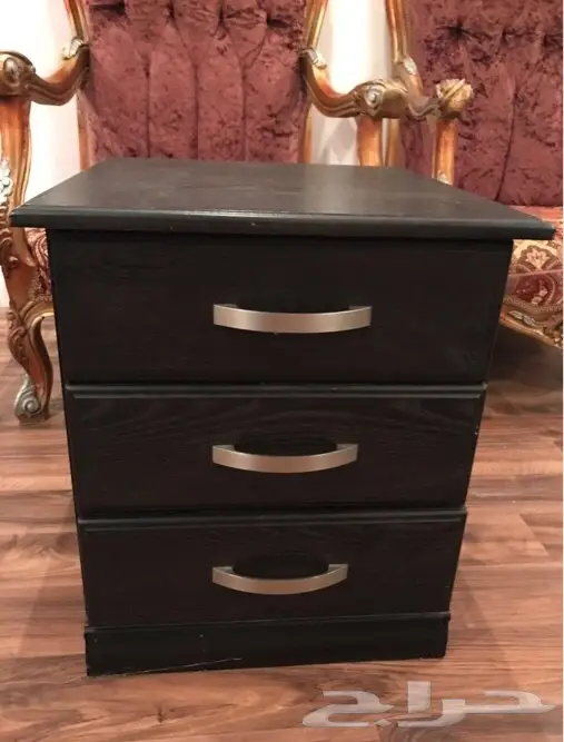 غرفة نوم كامله للبيع. (image 3)