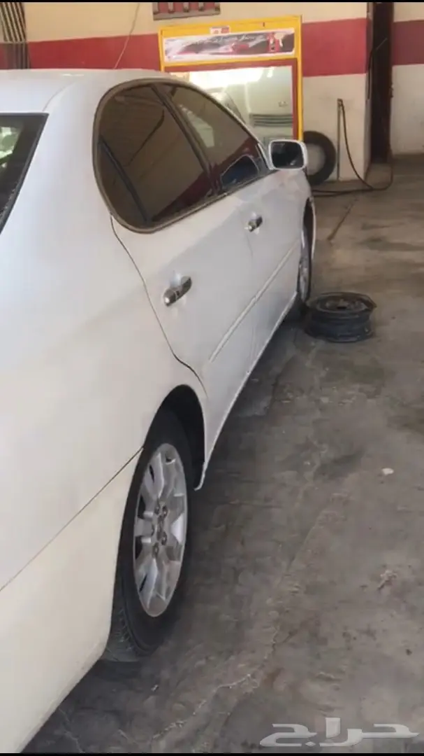 لكزس 300 ابيض (image 1)