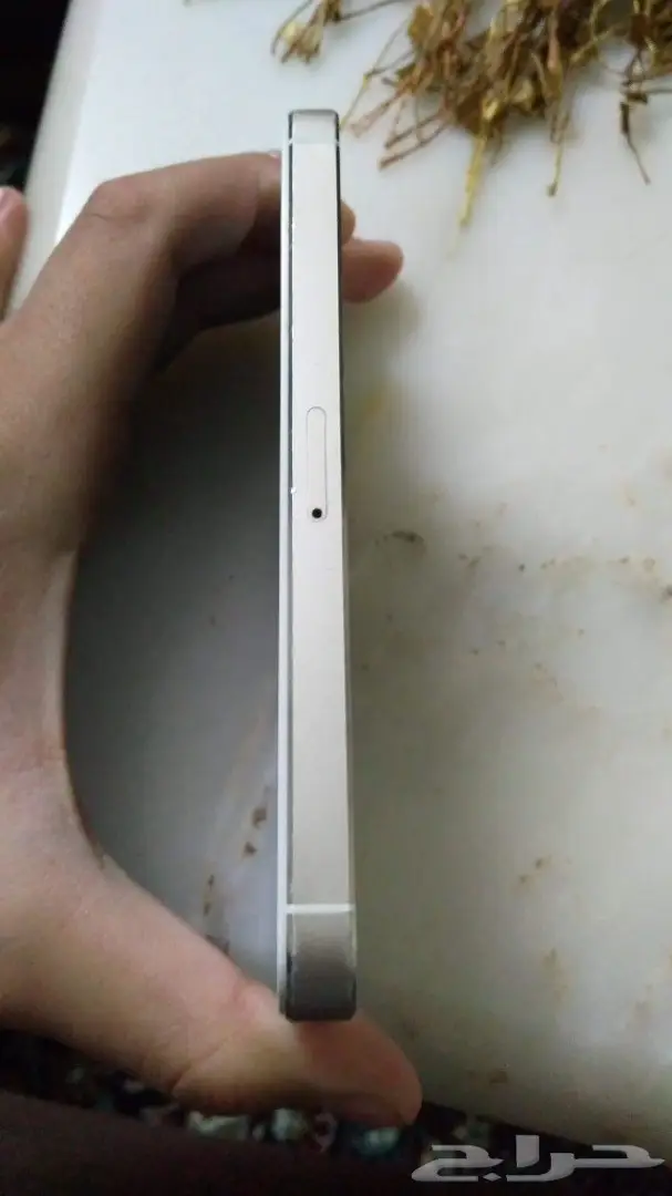 iPhone 5s - ذهبي 16GB - حالة ممتازة! (image 4)