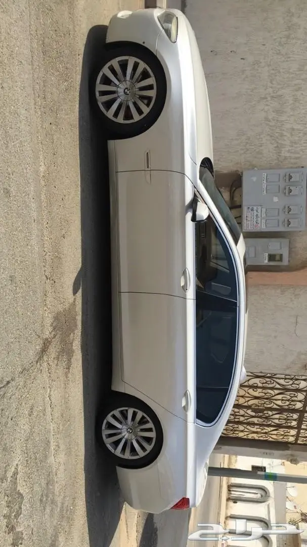 Bmw 2009 للبيع 750