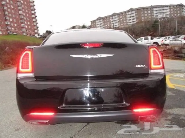  للبيع كرايسلر S300 2015 استيراد ع الطلب (image 10)
