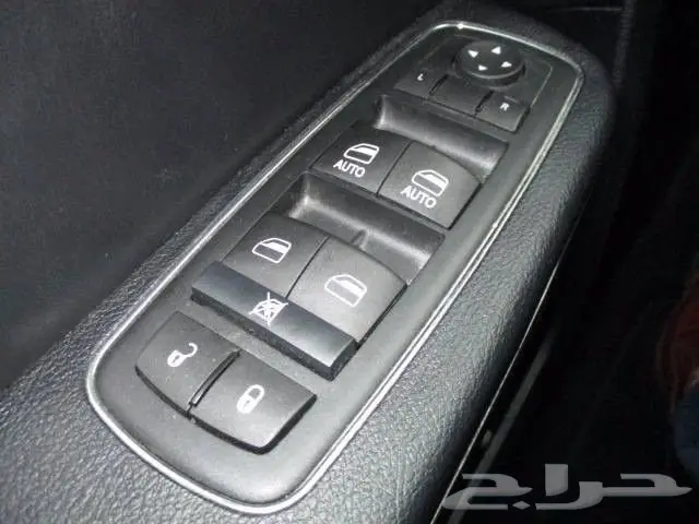  للبيع كرايسلر S300 2015 استيراد ع الطلب (image 21)