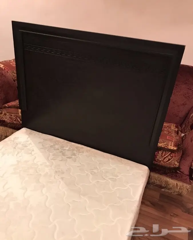 غرفة نوم كامله للبيع. (image 4)