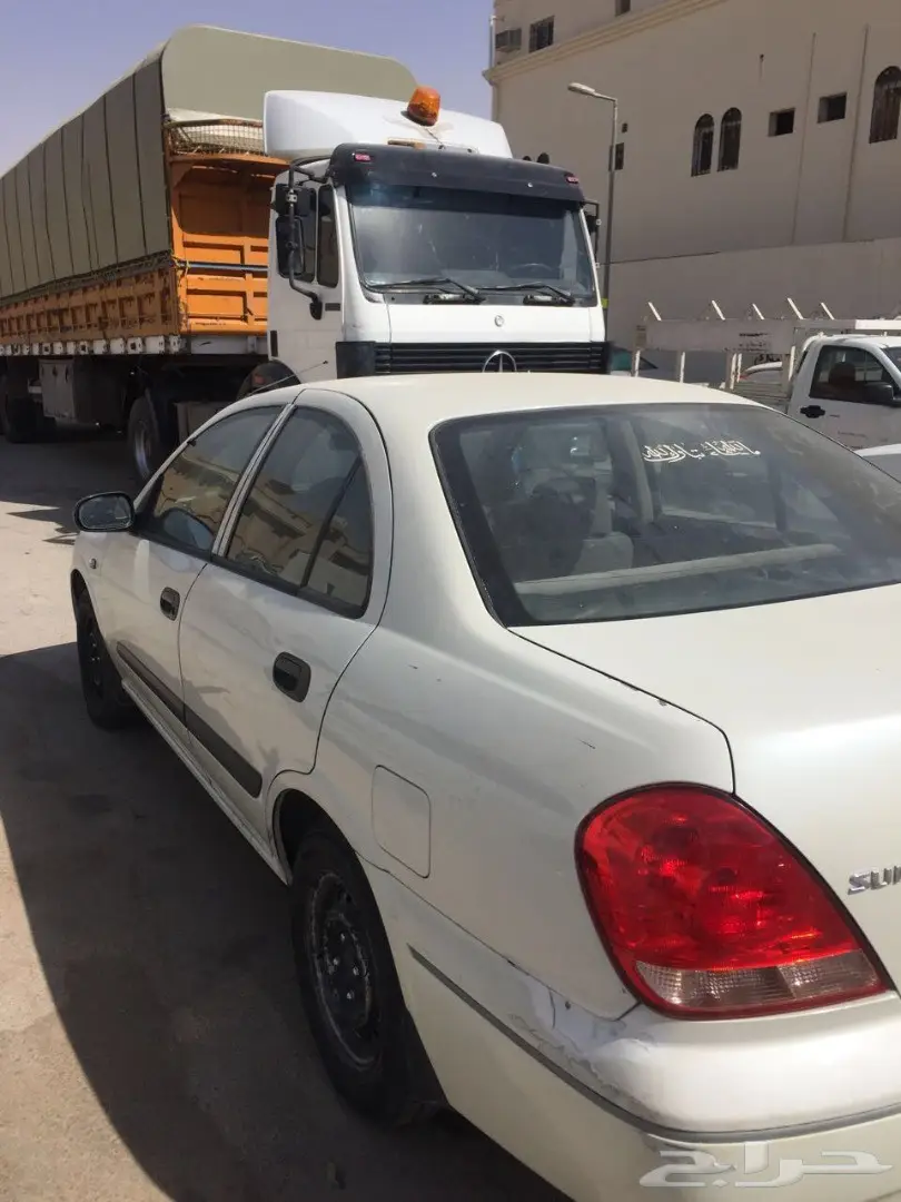 نيسان صني 2004 نظيفة مستعمله (image 2)