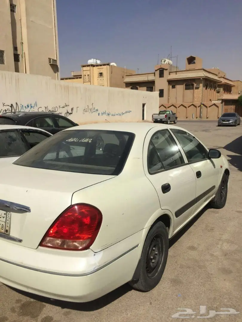 نيسان صني 2004 نظيفة مستعمله (image 3)