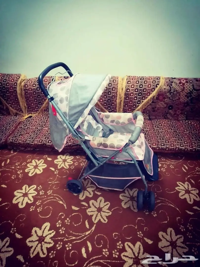 عربة أطفال مميزة - بحالة زي الجديدة! (image 6)