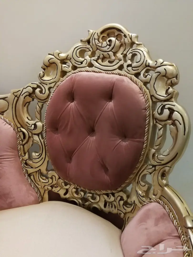 للبيع كنب كلاسيكي تركي فخم جدا جديد لم يستخدم (image 6)