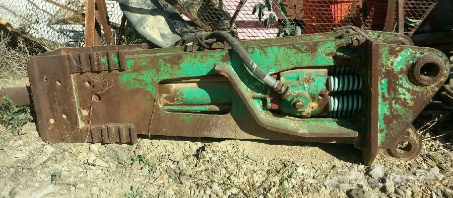 فرصة لا تُفوّت! شاكوش بوكلين مدبل - الباحة (image 1)