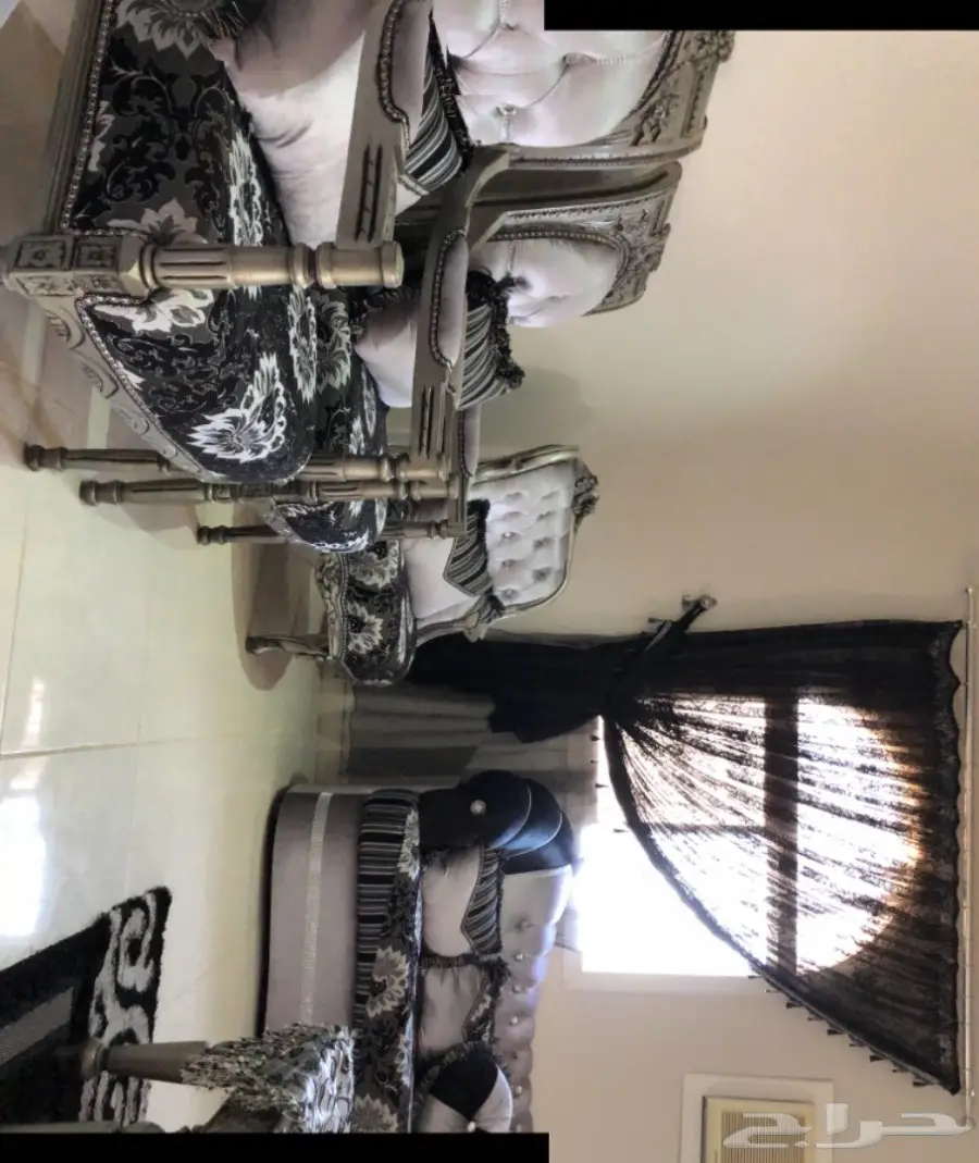 كنب ملكي للبيع