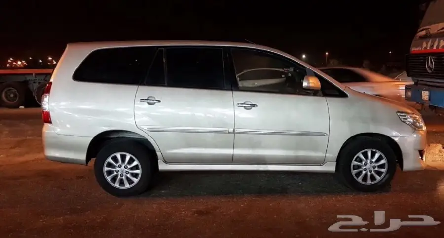 للبيع انوفا 2012  (image 6)