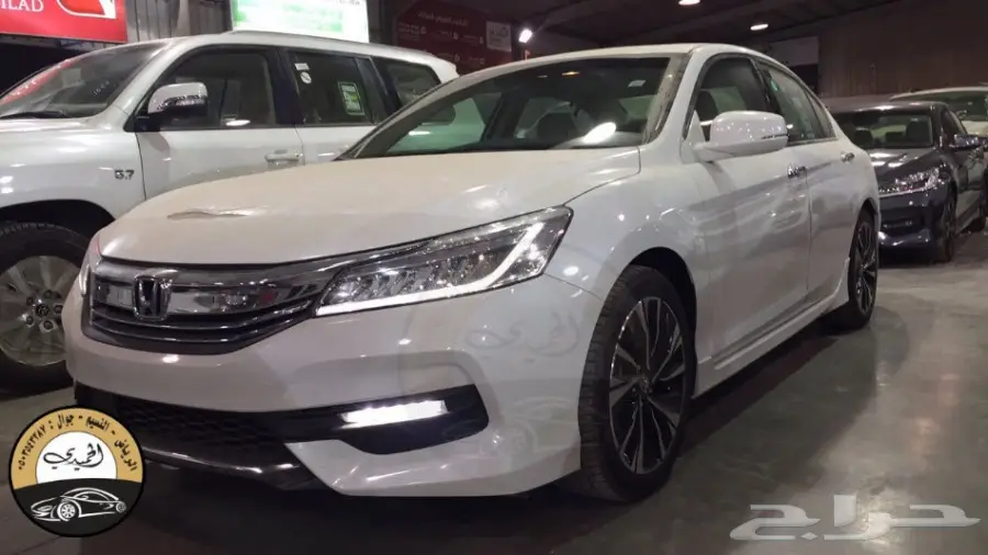 هوندا اكورد 2017 ((6 سلندر))((فل كامل))اصفار