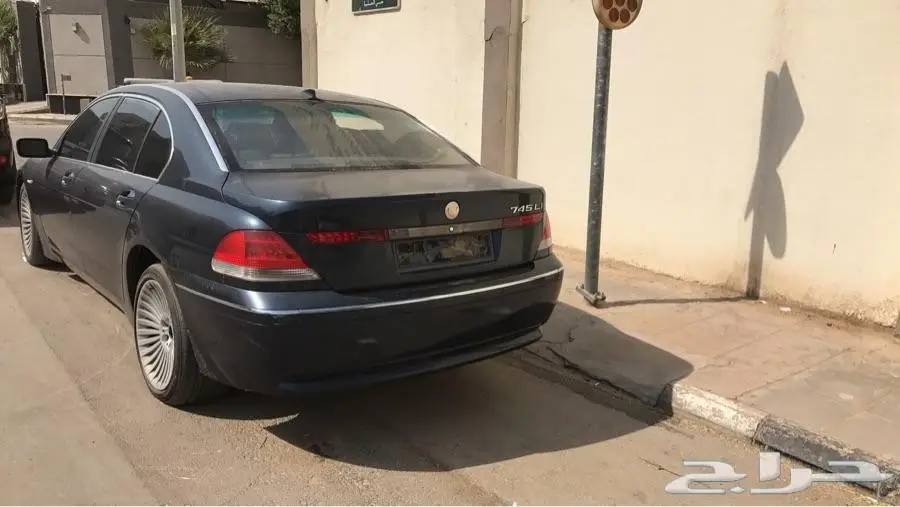 للبيع BMW 745   للمستخدم او تشليح 2003 (image 1)