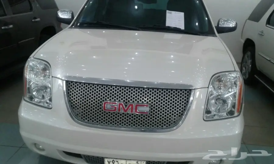 2010 يوكن دينالي AWD (image 9)