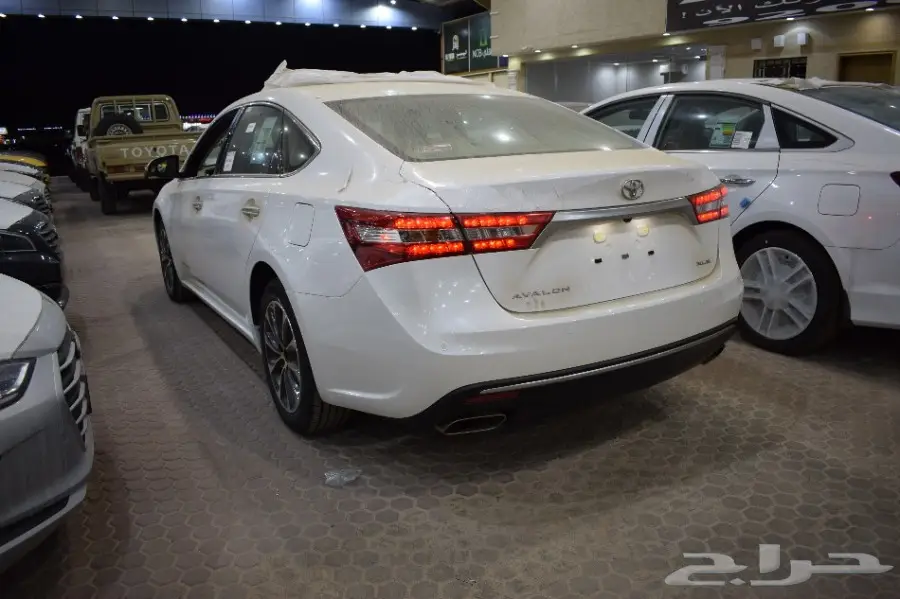 تويوتا افالون 2017 نص فل تورينق (سعودي) (image 5)