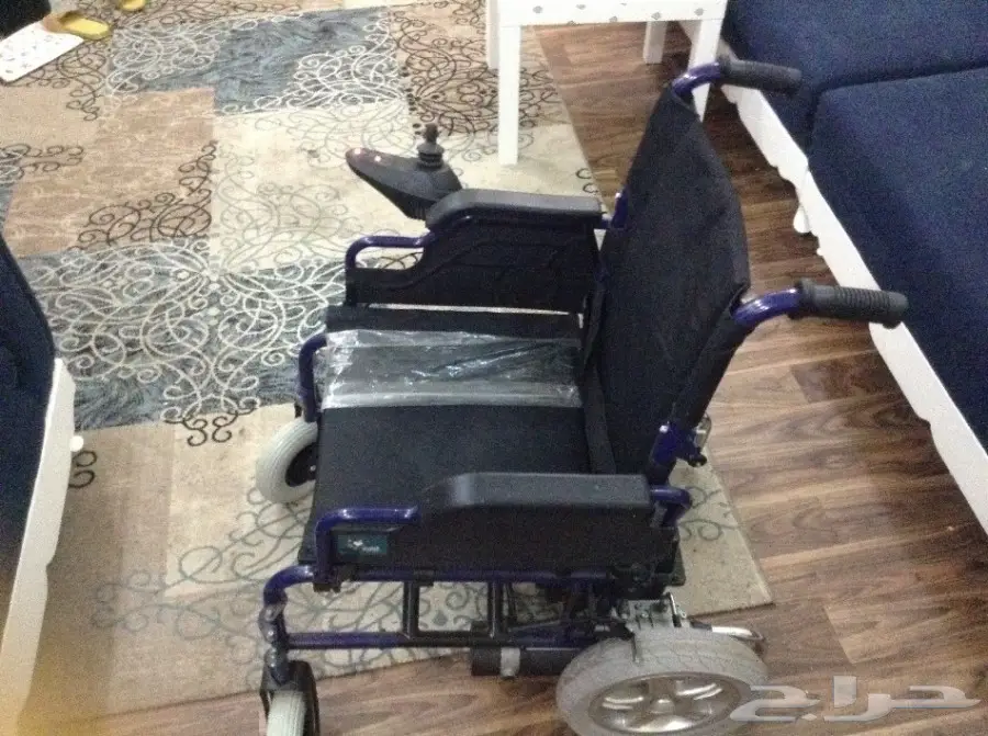 كرسي كهربائي شبه جديد باقي في الضمان 4 شهور (image 3)