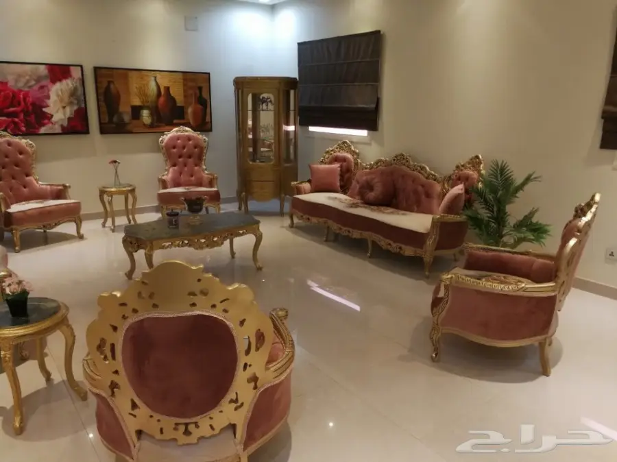 للبيع كنب كلاسيكي تركي فخم جدا جديد (image 21)