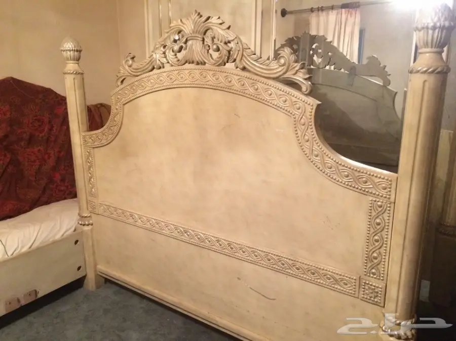 سرير نفرين للبيع بسعر مغري