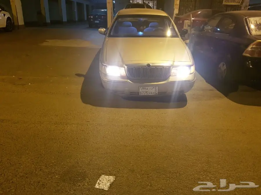 فورد غراند ماركيز موديل 2000 (image 1)