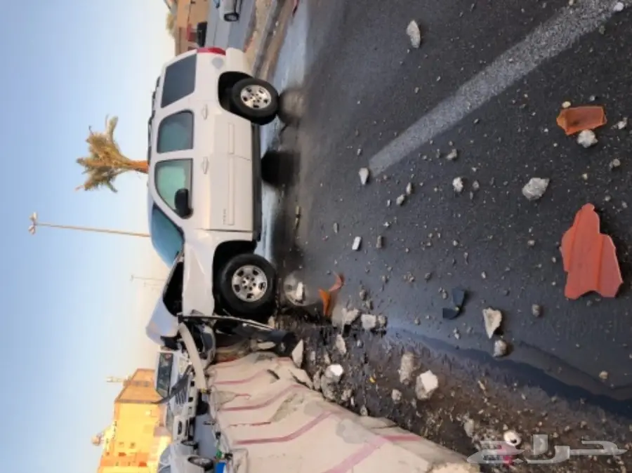 تاهو 2011 ابيض للبيع تشليح