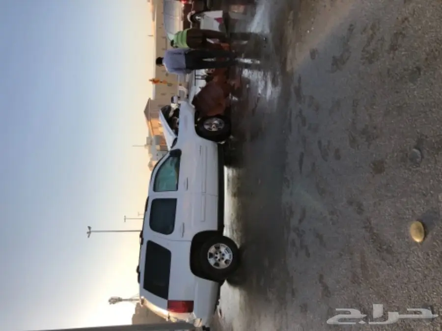 تاهو 2011 ابيض للبيع تشليح (image 2)