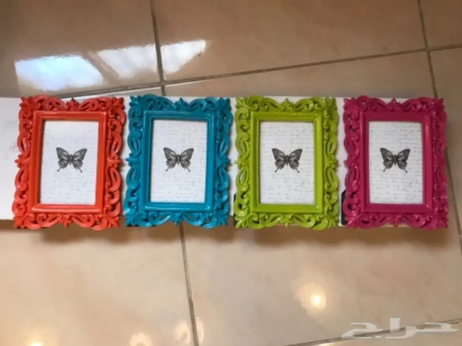 برواز صور عدد 4 (40 ريال للمجموعة)