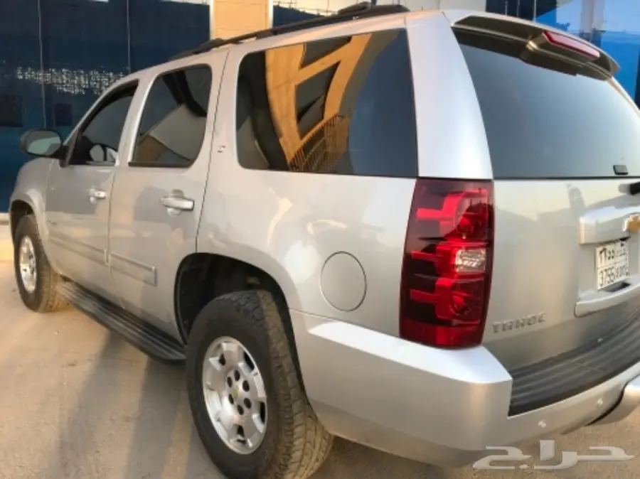 تاهو LT قصير 2013 لون فضي ممشى 88 ألف  (image 3)