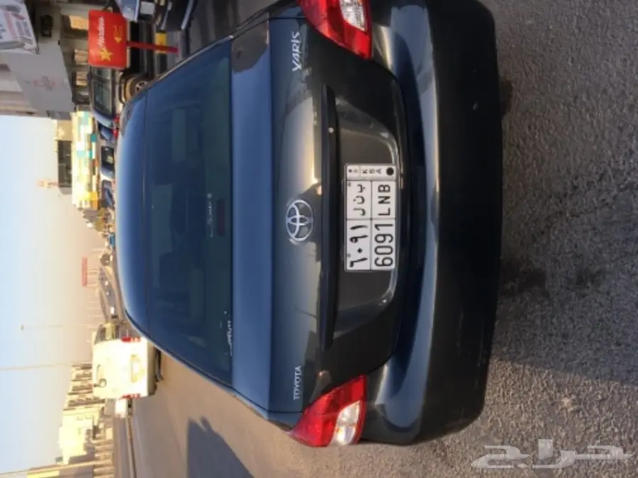   للبيع يارس موديل 2012 بأسمي وكالة نظيفة جدا (image 4)