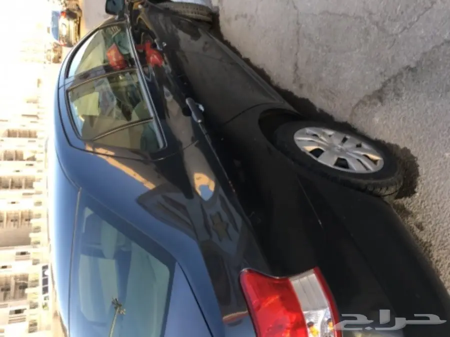   للبيع يارس موديل 2012 بأسمي وكالة نظيفة جدا (image 5)