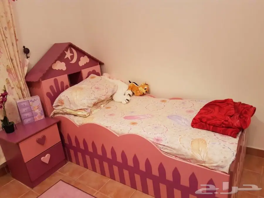غرفة بنات للبيع 