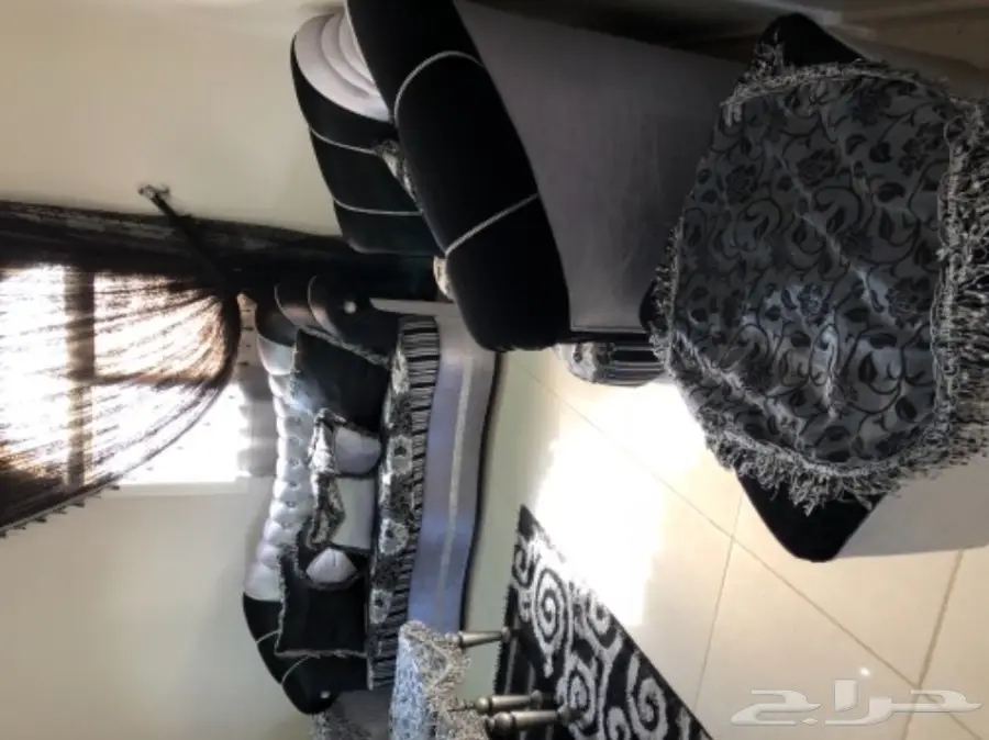 كنب ملكي للبيع (image 1)