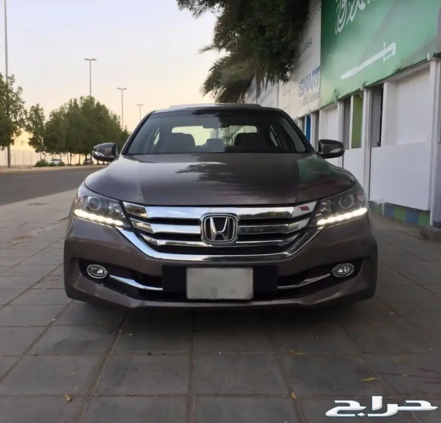 أكورد اسبيشل موديل 2016 للبيع