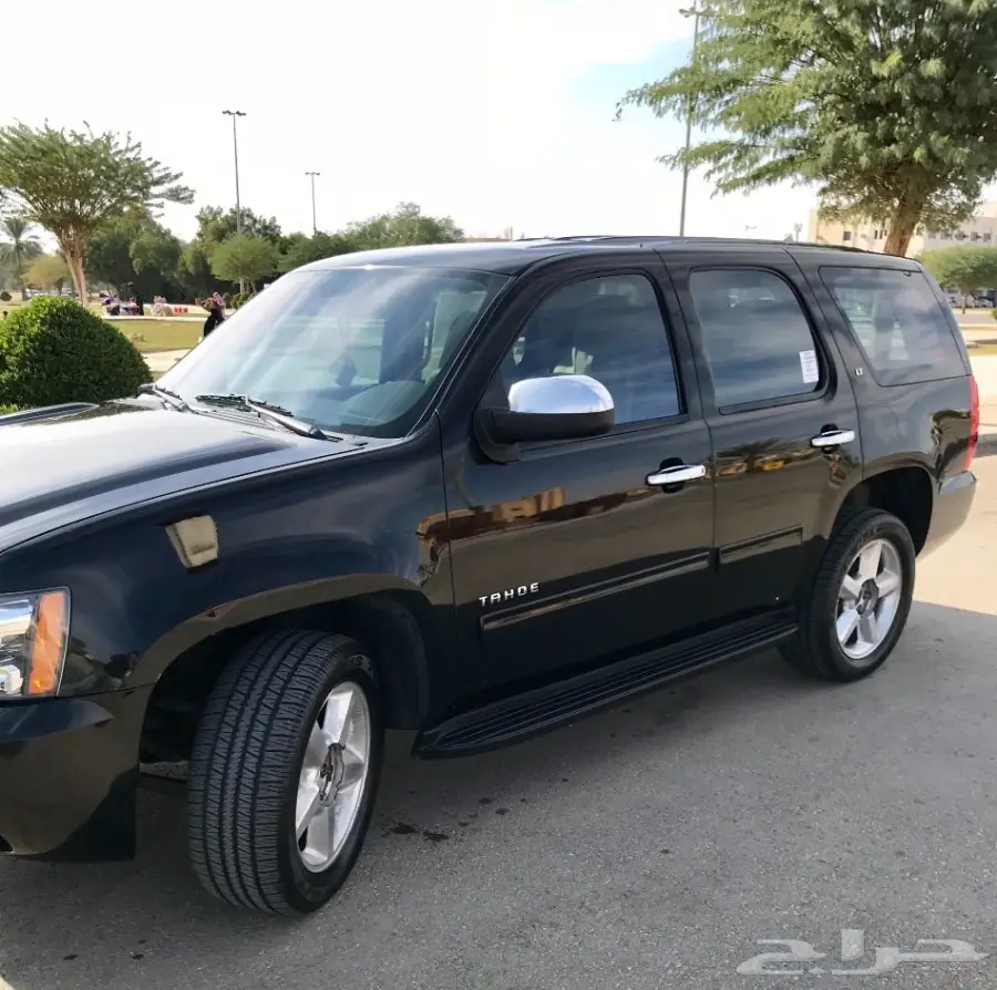 تاهو أسود 2011 دبل ((وكاله))