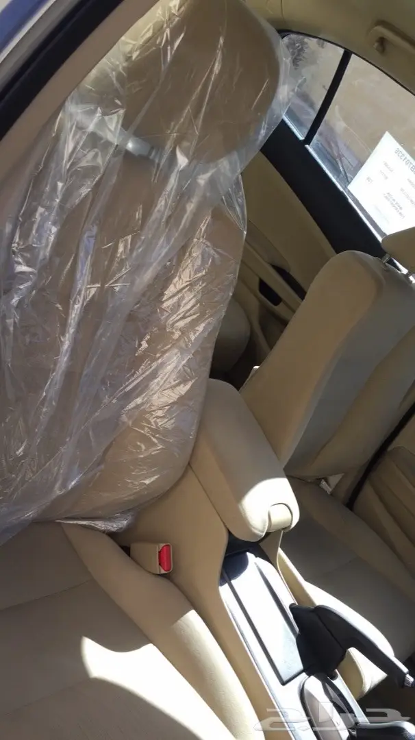 للبيع هوندا اكورد. موديل 2012 استاندر  (image 6)