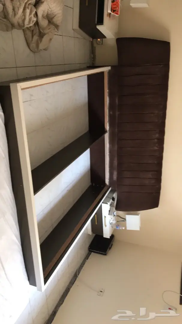 سرير مستخدم 