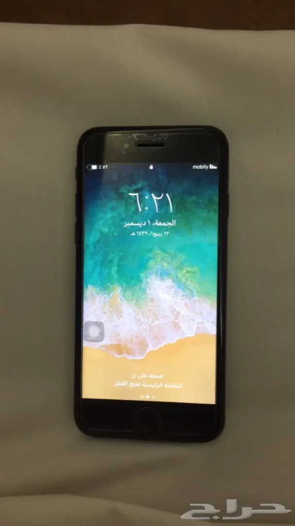 ايفون 7 اسود مطفي 128 قيقا .  (image 2)