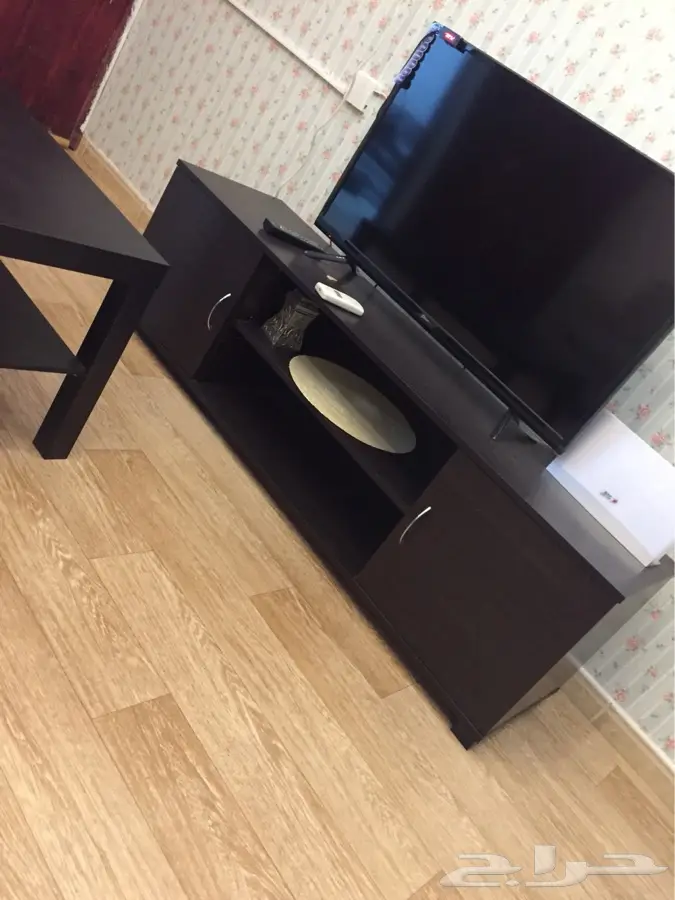 طاولة تلفزيون (image 1)