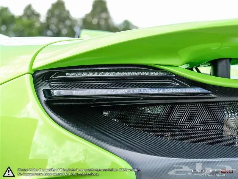 ماكلارين ماكلارين 675LT - فرصة لا تُفوّت! (image 12)