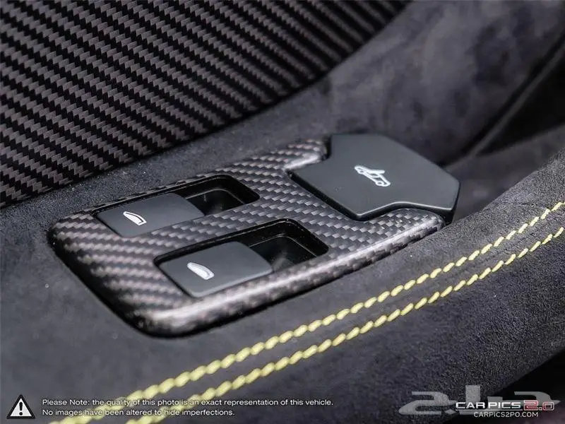 ماكلارين ماكلارين 675LT - فرصة لا تُفوّت! (image 19)