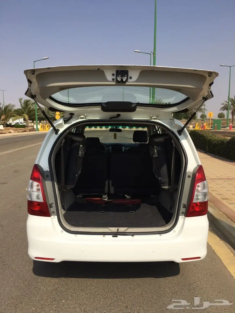 اينوفا 2013 نظيفه ماشاء الله تبارك الله  (image 5)