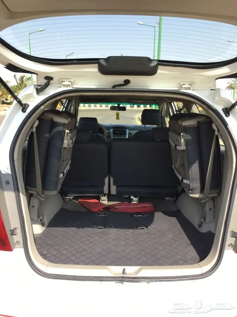 اينوفا 2013 نظيفه ماشاء الله تبارك الله  (image 6)