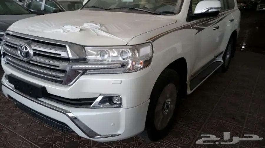 تويوتا جى اكس ار 2018 أبيض - معرض سما 2 (image 15)