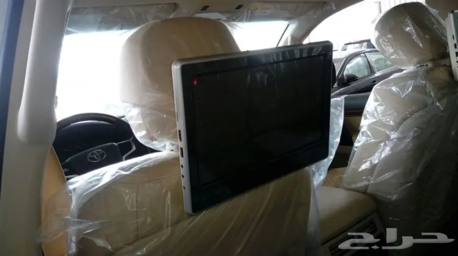 تويوتا جى اكس ار 2018 أبيض - معرض سما 2 (image 17)