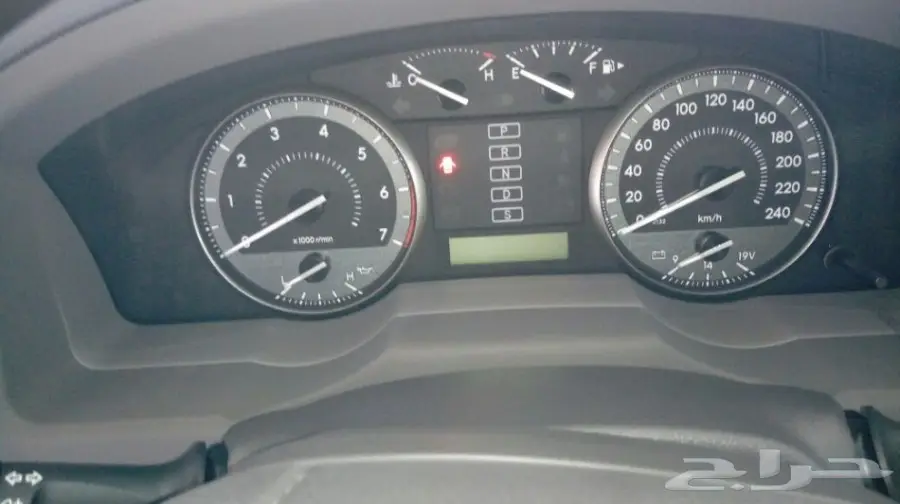 تويوتا جى اكس ار 2018 أبيض - معرض سما 2 (image 30)