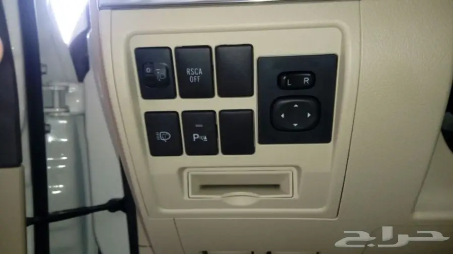 تويوتا جى اكس ار 2018 أبيض - معرض سما 2 (image 32)