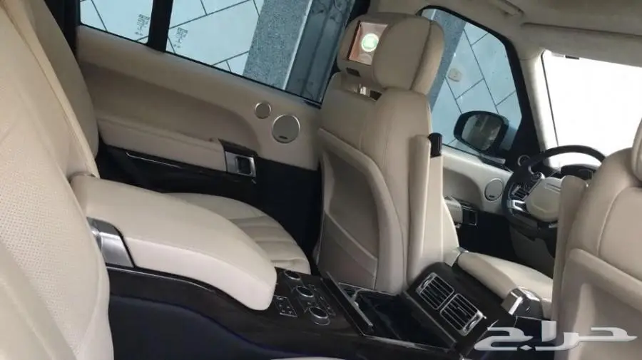 للبيع رانج روفر اوتوبيوقرافي 2016 (image 2)